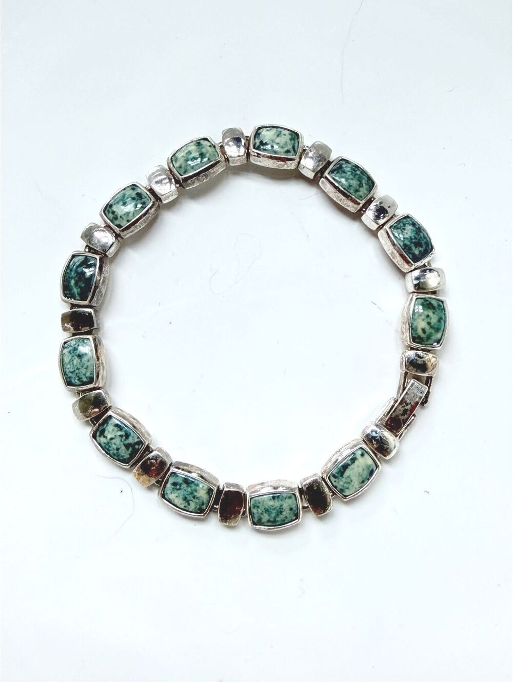 Vintage Liz Claiborne Green Cabochon Link Bracelet Signed - Picture 7 of 7